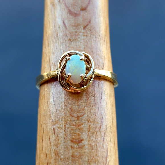 โค๏ธ10k Size 6.25 Precious Solid Yellow Gold Fire Opal Ring! ๐๐ - Picture 10 of 13